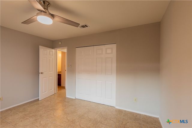 2003 Castle Gate Circle, San Marcos, TX 78666