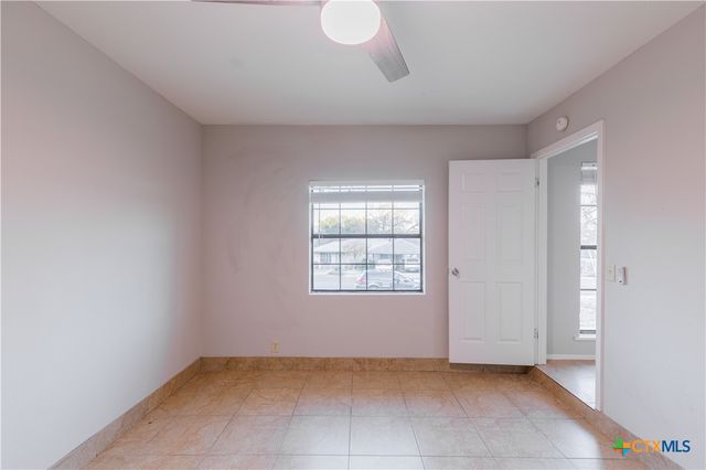 2003 Castle Gate Circle, San Marcos, TX 78666