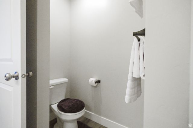 421 E PENNY LN, Clearfield, UT 84015