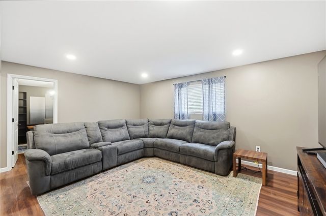 3486 Kestrel Court, Franklin, OH 45005