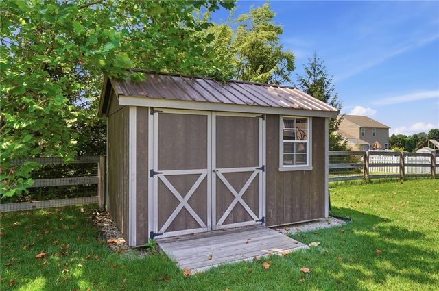 3486 Kestrel Court, Franklin, OH 45005