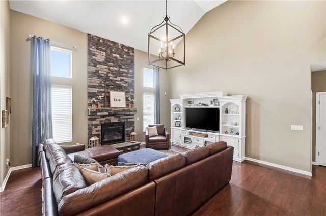 3486 Kestrel Court, Franklin, OH 45005