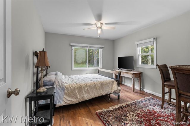 45055 Mcbride Avenue, Belleville, MI 48111