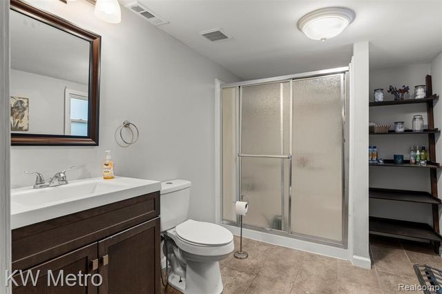 45055 Mcbride Avenue, Belleville, MI 48111