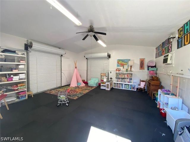 5121 Teak Wood DR, Naples, FL 34119