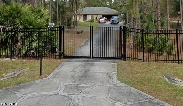 5121 Teak Wood DR, Naples, FL 34119