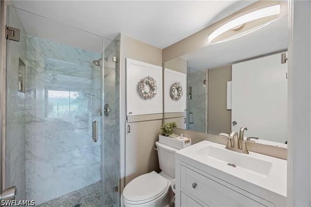 330 Kon Tiki DR C7, Naples, FL 34113