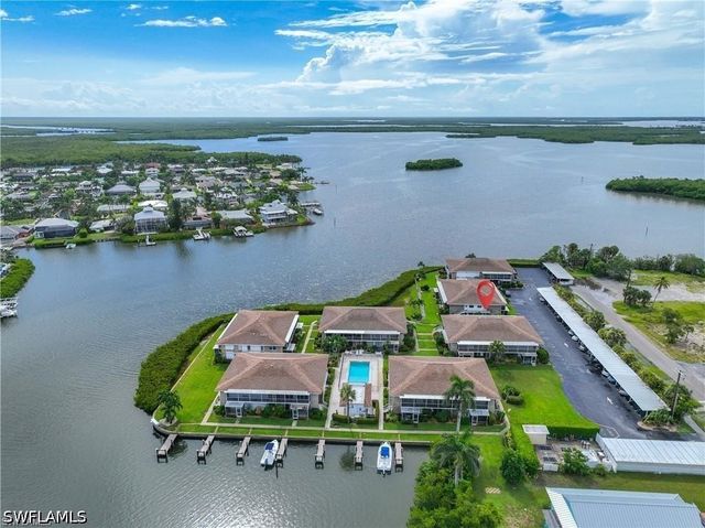 330 Kon Tiki DR C7, Naples, FL 34113
