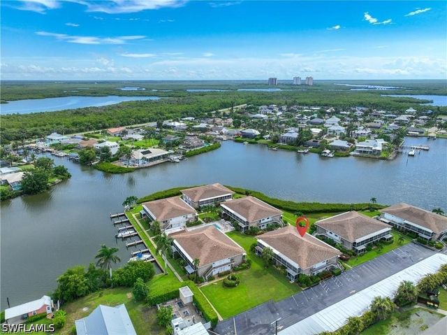 330 Kon Tiki DR C7, Naples, FL 34113