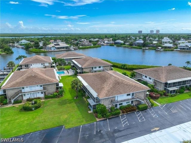 330 Kon Tiki DR C7, Naples, FL 34113