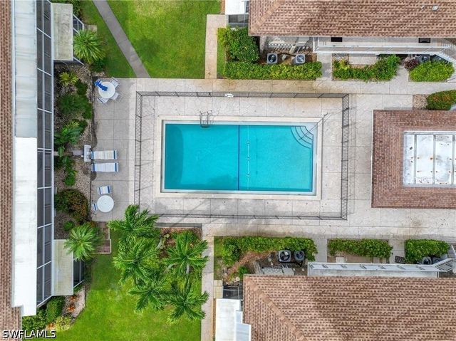 330 Kon Tiki DR C7, Naples, FL 34113