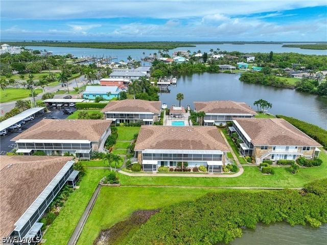 330 Kon Tiki DR C7, Naples, FL 34113