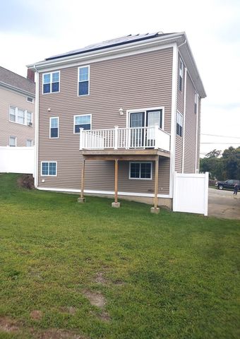 510 State Ave, Fall River, MA 02724