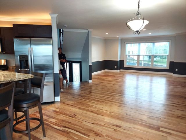 510 State Ave, Fall River, MA 02724