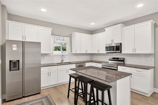15610 SW 40TH TERRACE, Ocala, FL 34473