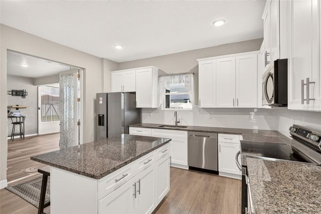 15610 SW 40TH TERRACE, Ocala, FL 34473