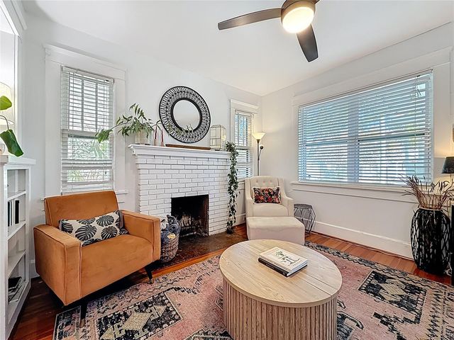 146 13TH AVENUE NE, St Petersburg, FL 33701