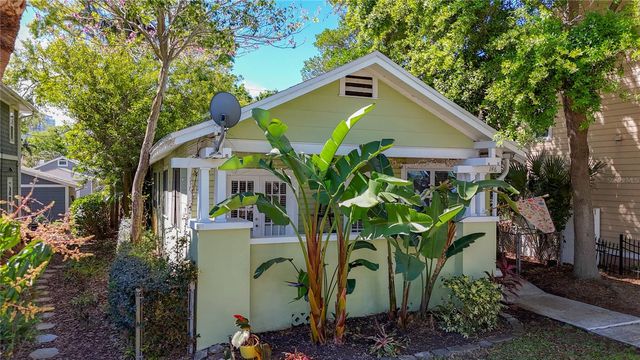 146 13TH AVENUE NE, St Petersburg, FL 33701