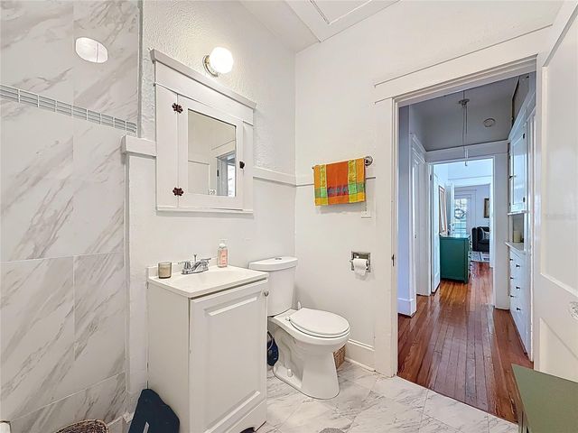 146 13TH AVENUE NE, St Petersburg, FL 33701