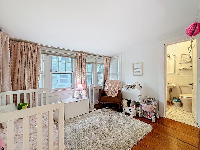 146 13TH AVENUE NE, St Petersburg, FL 33701