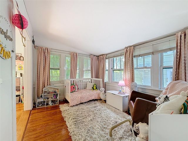 146 13TH AVENUE NE, St Petersburg, FL 33701