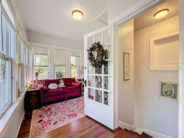 146 13TH AVENUE NE, St Petersburg, FL 33701