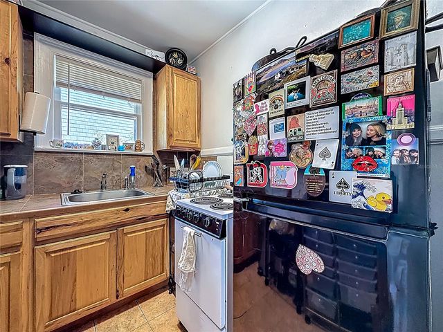 146 13TH AVENUE NE, St Petersburg, FL 33701