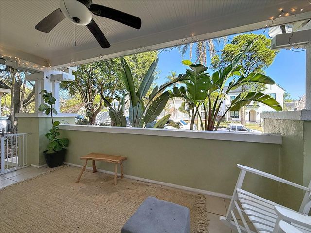 146 13TH AVENUE NE, St Petersburg, FL 33701