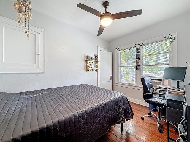 146 13TH AVENUE NE, St Petersburg, FL 33701