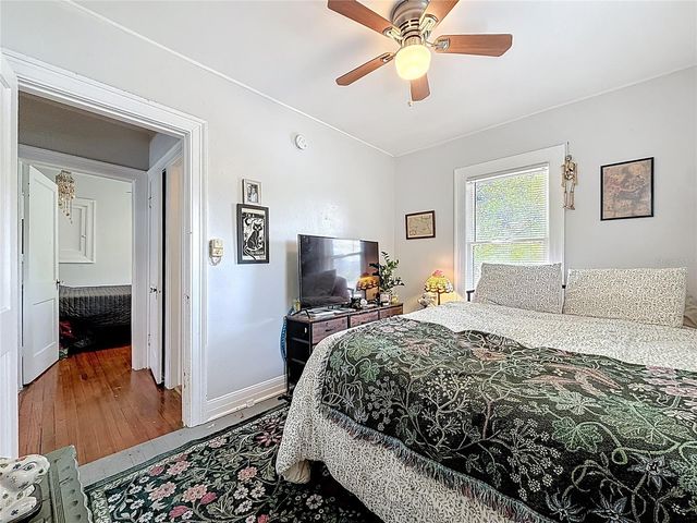 146 13TH AVENUE NE, St Petersburg, FL 33701