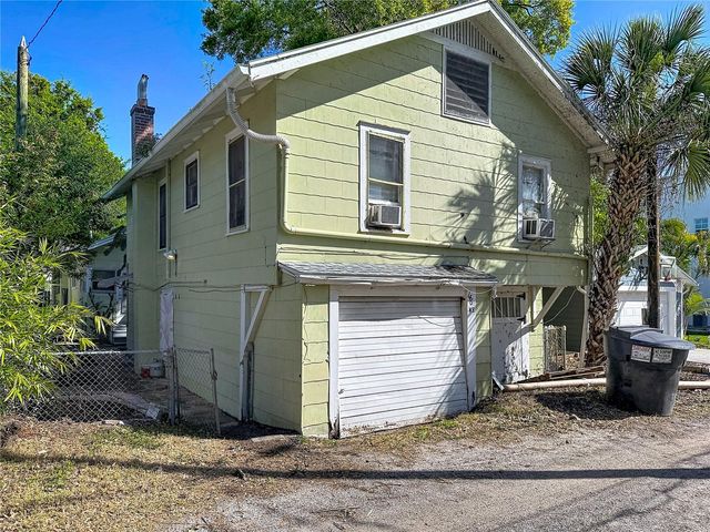 146 13TH AVENUE NE, St Petersburg, FL 33701