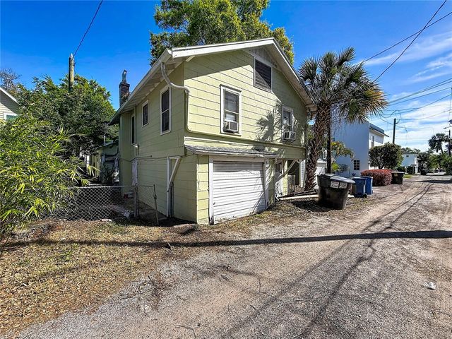 146 13TH AVENUE NE, St Petersburg, FL 33701