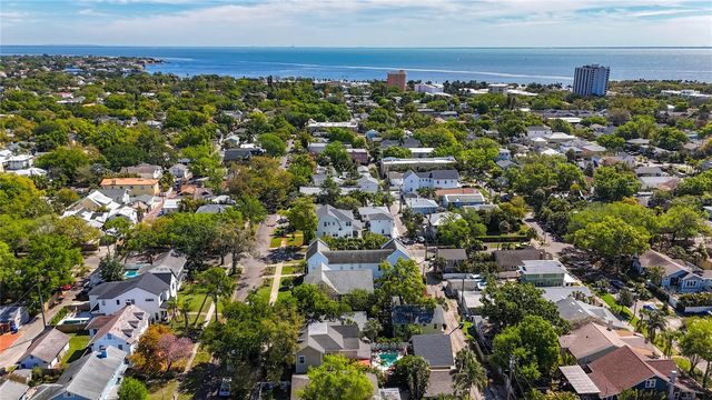 146 13TH AVENUE NE, St Petersburg, FL 33701