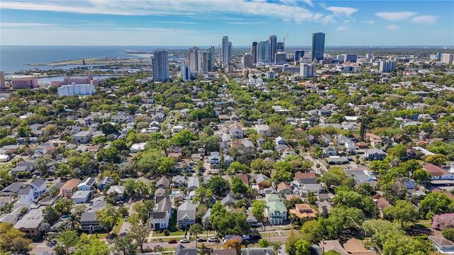 146 13TH AVENUE NE, St Petersburg, FL 33701