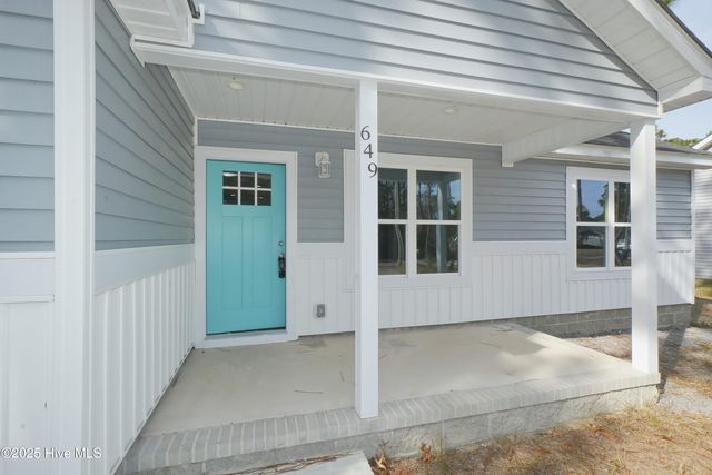649 Prospect Road, Southport, NC 28461