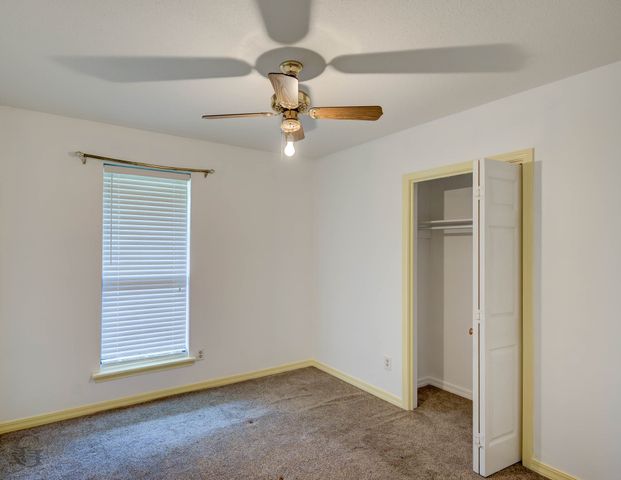 1407 Edgemont Circle, Bossier City, LA 71111