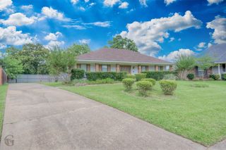 1407 Edgemont Circle, Bossier City, LA 71111