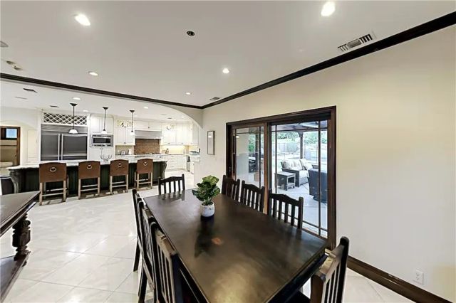 12403 Erwin Street, North Hollywood, CA 91606