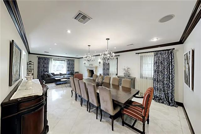12403 Erwin Street, North Hollywood, CA 91606
