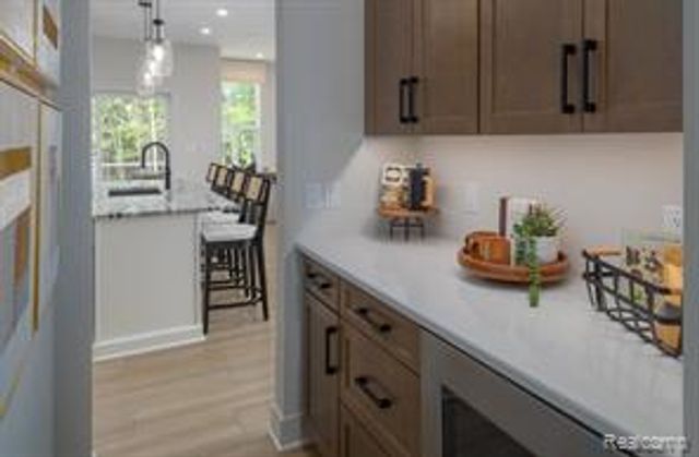 41590 Breck, Plymouth, MI 48170
