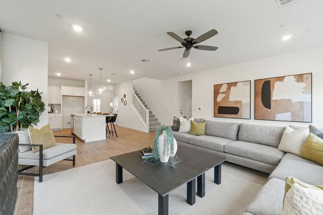 878 Traverse Drive S, Madera, CA 93636