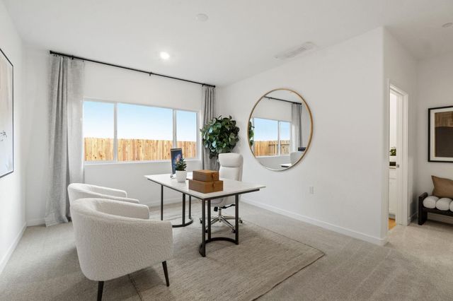 878 Traverse Drive S, Madera, CA 93636