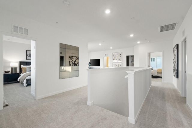 878 Traverse Drive S, Madera, CA 93636