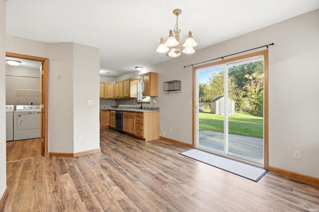 502 Freds Court, Kendallville, IN 46755