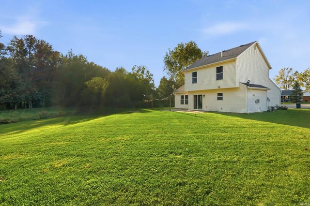 502 Freds Court, Kendallville, IN 46755