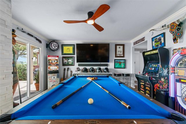 3726 Walden Estates Drive, Montgomery, TX 77356