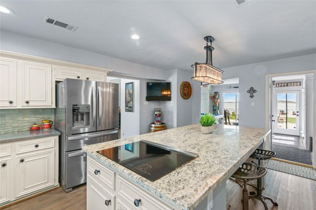 3726 Walden Estates Drive, Montgomery, TX 77356