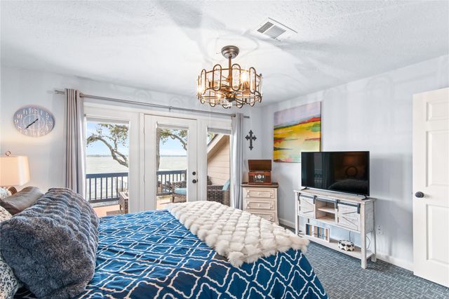 3726 Walden Estates Drive, Montgomery, TX 77356