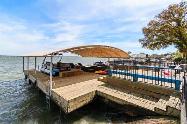 3726 Walden Estates Drive, Montgomery, TX 77356