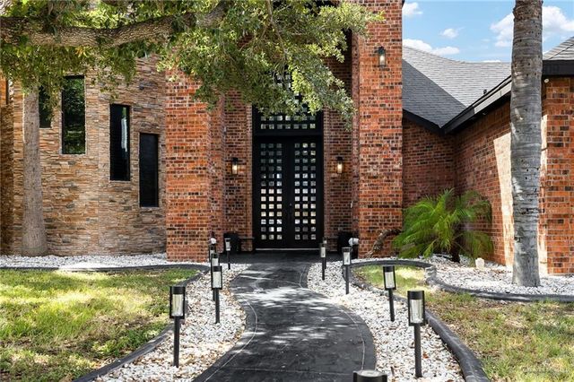 1509 Dora Jeanne Drive, Mission, TX 78572